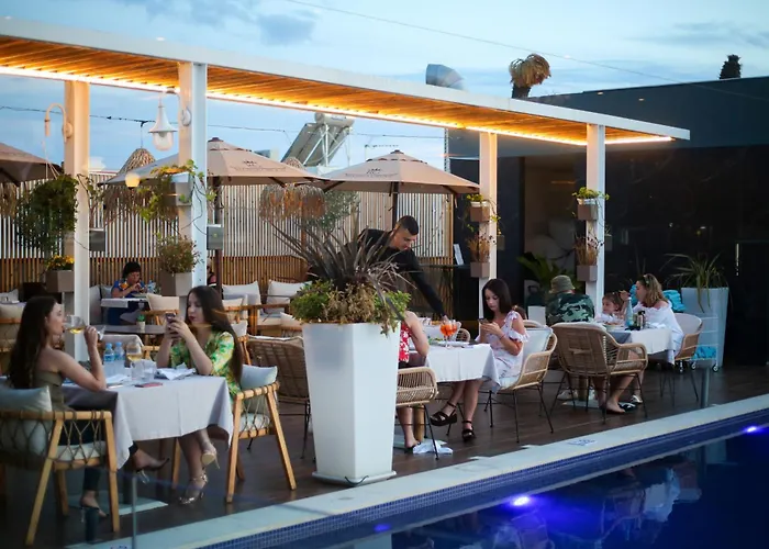 Vlore Hotels With Pool